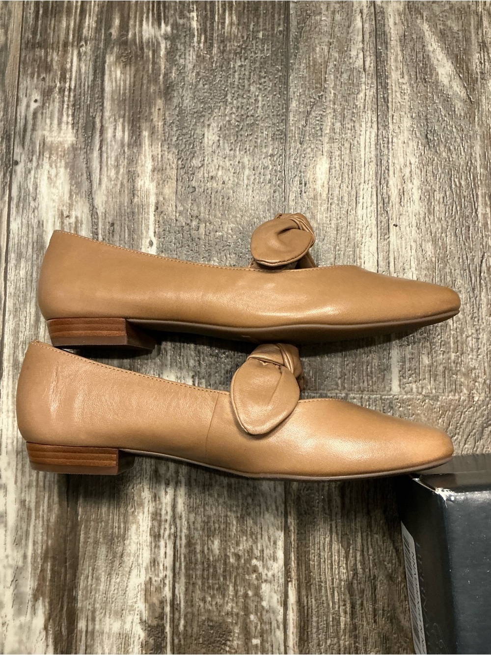 Bernardo Tan Knot-Detail Ballet Flat Size 7 - Picture 13 of 16